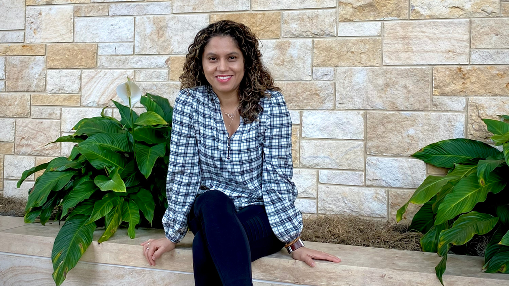 Emma Rangel Postdoc Profile: Emma… | Stowers Institute for Medical Research