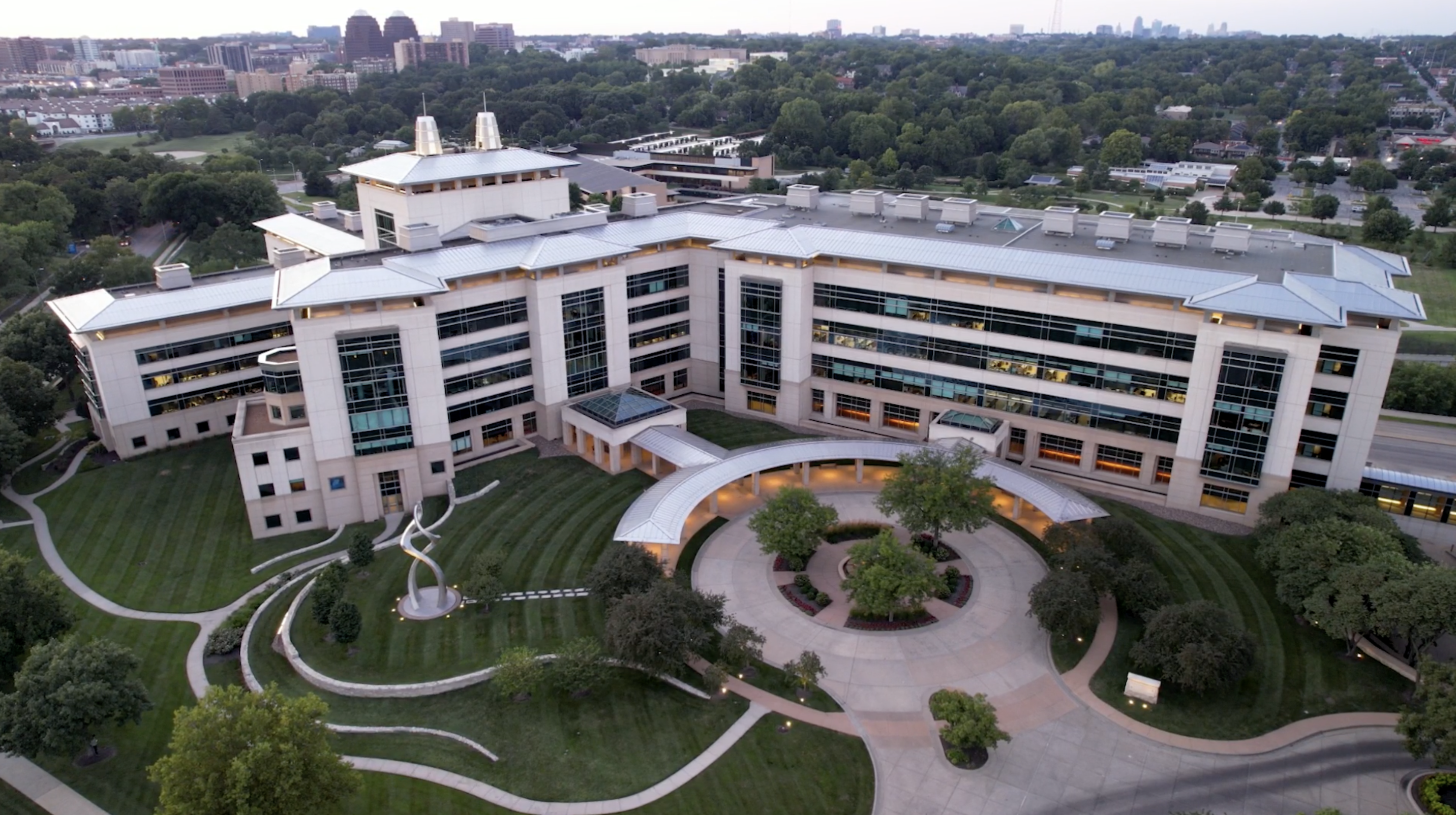 Aerial image of the Stowers Institute for Medical Research