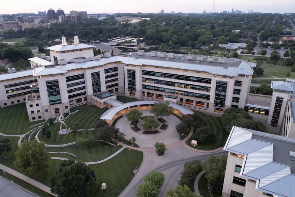 drone footage of the Stowers Institute campus