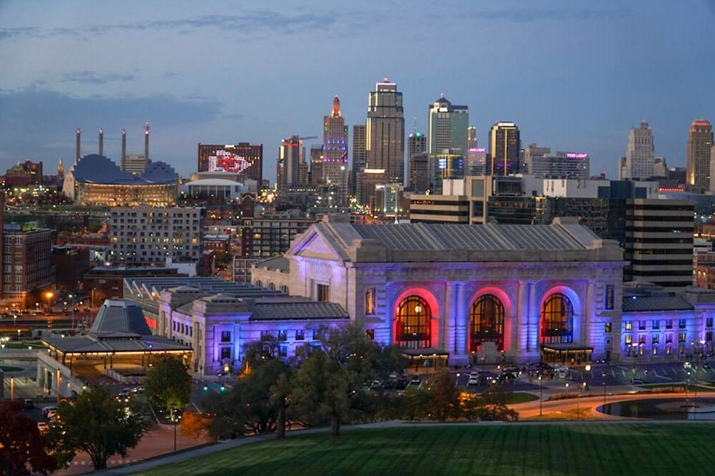 Union Station in downtown Kansas City in the early evening with the city skyline in the background