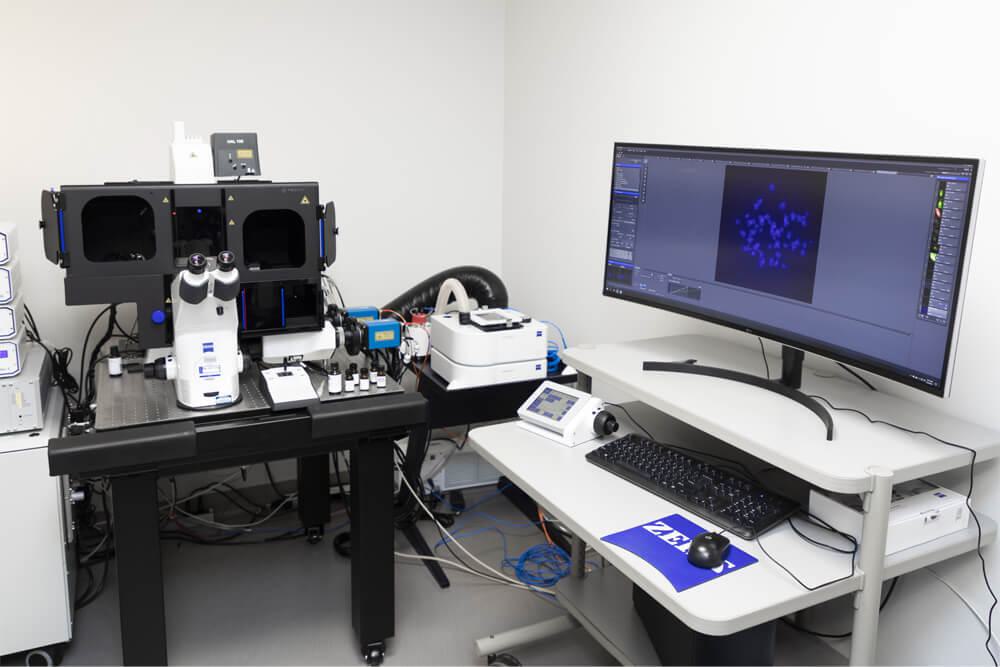 Image showing Zeiss elyra 7 microscope